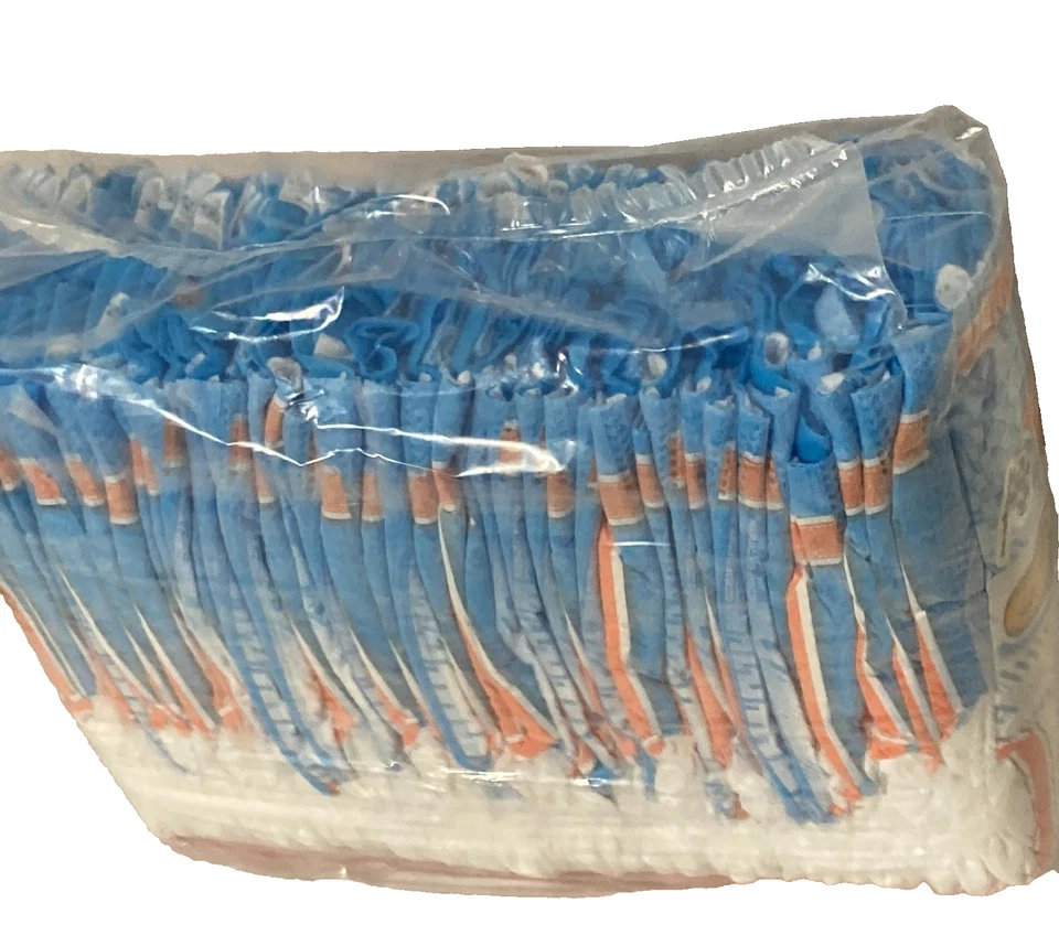 Huggies Pull Ups 4T - 5T ~ 迪士尼独家设计 ~ 34 克拉 — 第 4/4 张图片