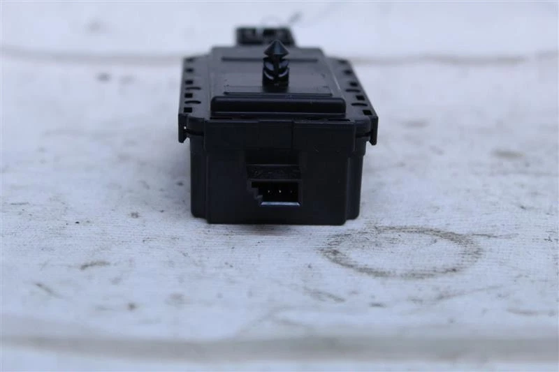 ANTENA DE RÁDIO BMW 340i 2016 16 939784601 1121134 - Imagem 4 de 4