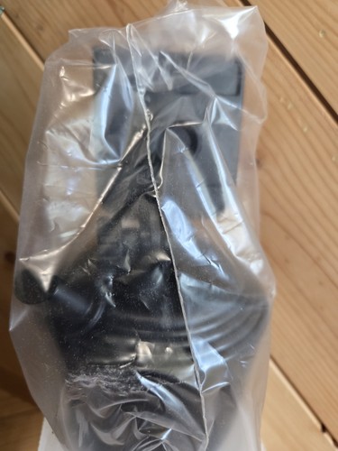 WeatherTech Cupfone cell phone Holder for Car~ - Photo 7 sur 13