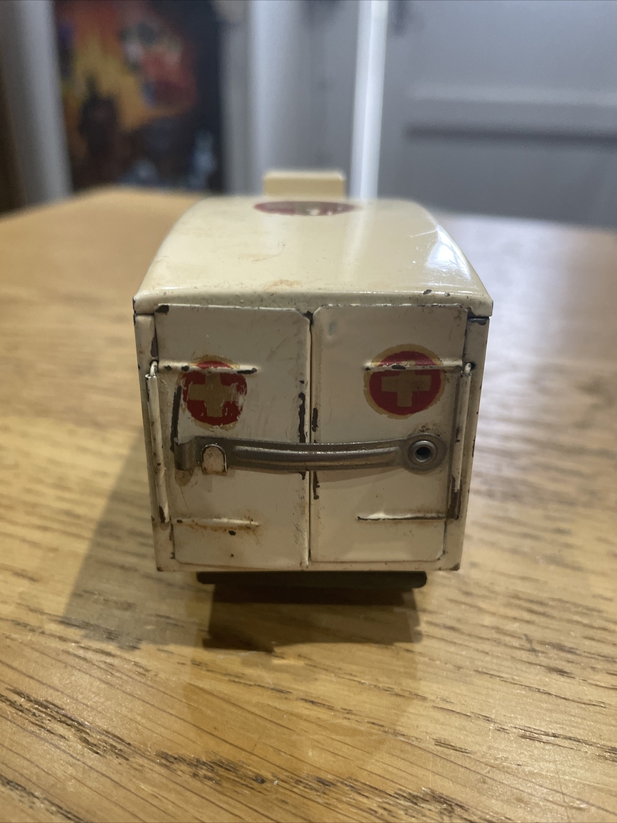 Triang Minic Toys Ambulance Early clockwork Tinplate Windup TESTED WORKING - Picture 2 of 3