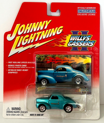 1941 WILLYS GASSER - JOHNNY LIGHTNING - Phil Quinto - 2002 - 1:64 *NEU* schön