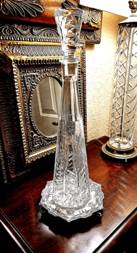 VINTAGE LEAD CRYSTAL DECANTER 16" W/ORIGINAL STOPPER- TOWLE- BEAUTIFUL DESIGN - Photo 1/10