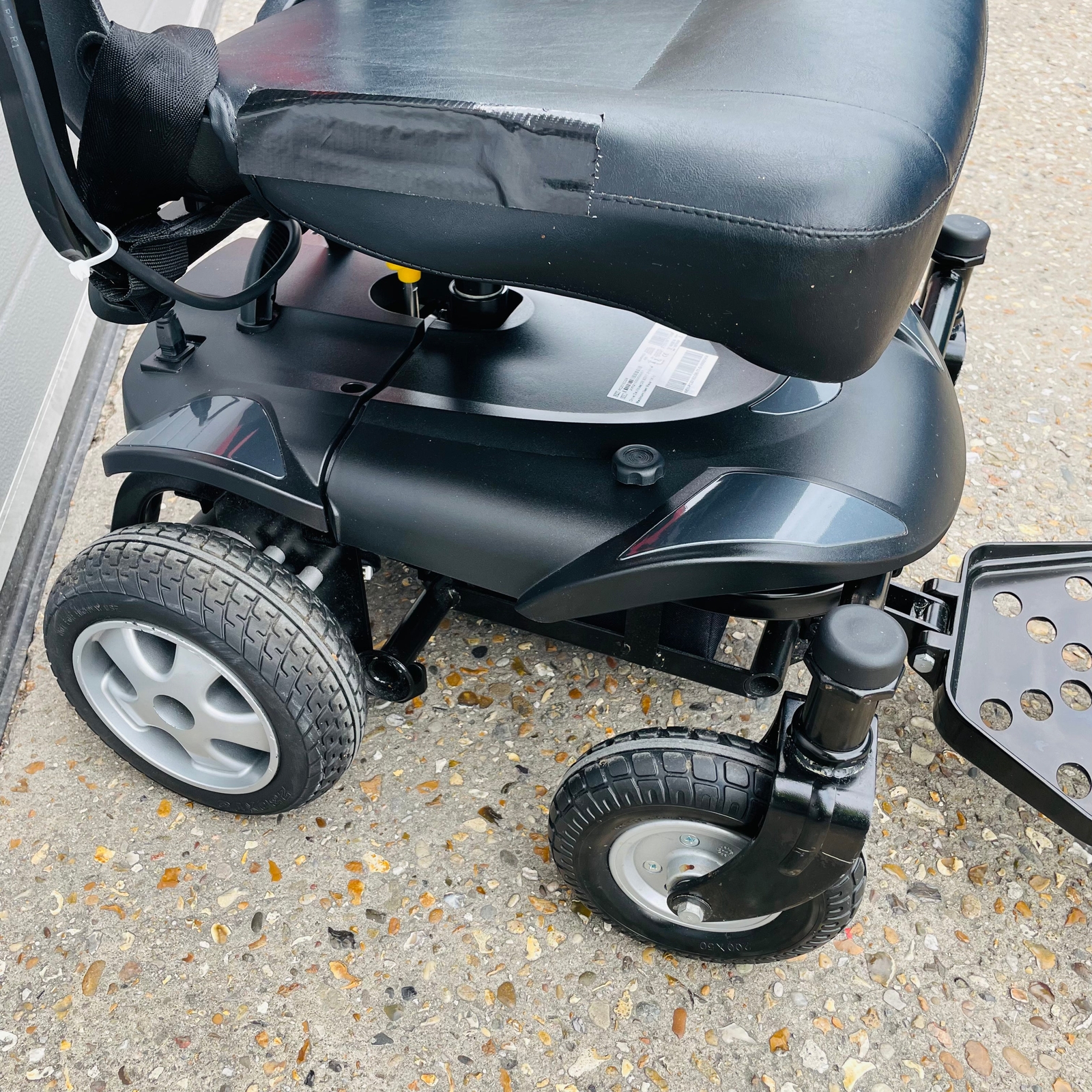 Livewell EasySplit Portable Size Powerchair Electric Wheelchair w/Warranty eBay