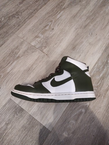 Grade School Nike Dunk High, "Cargo Khaki", UK 6/US 7Y, (DB2179-105) - Picture 11 of 23