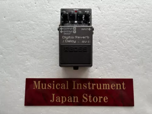 Boss RV-3 Digital Reverb Delay Guitar Effect Pedal Used from Japan