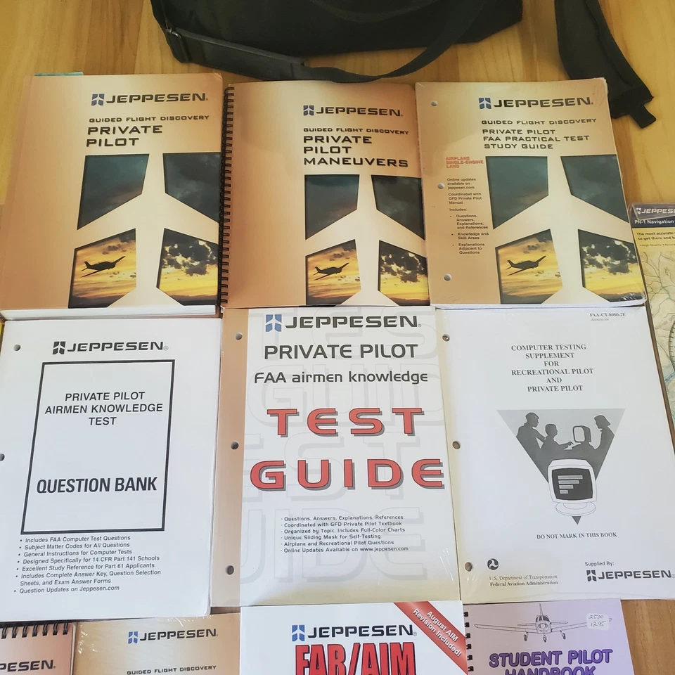 Jeppesen Private Pilot Aviation Test Preparation Study Kit Books with Flight Bag - Image 3 of 4