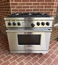 Wolf DF366 36” Dual Fuel Range 6 Burner Gas Cooktop Electric Oven