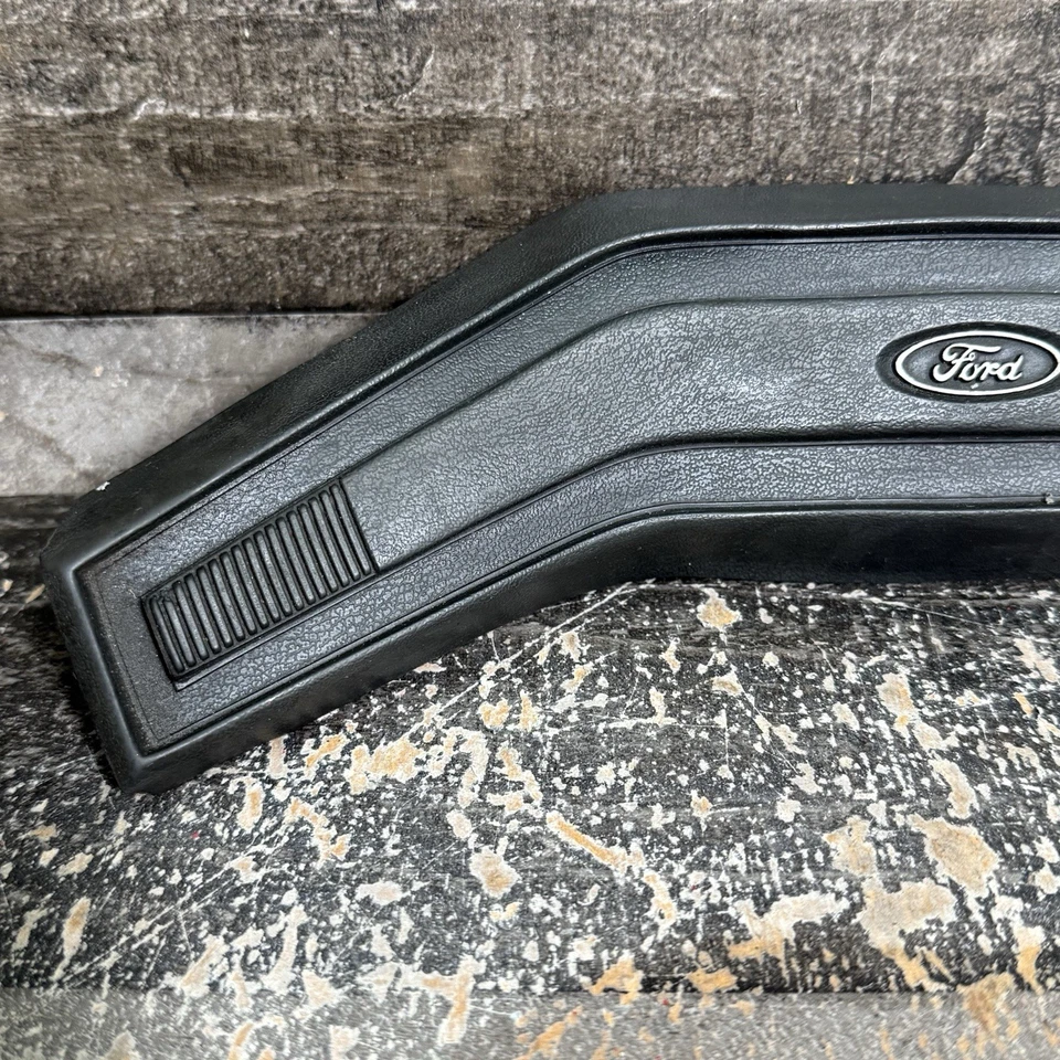 Ford Bronco F100 F150 F250 F350 1980-1986 volante bocina botón negro Foto 2 de 4