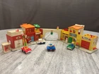 Vintage 1973 Fisher Price Little People Play Family Village Main Street Town