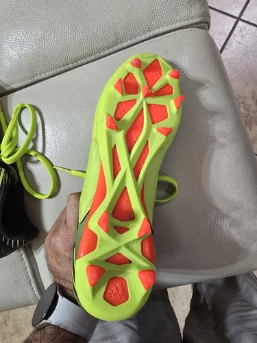 Adidas MESSI 15.3 FG Tacchetti da Calcio per Bambini, US 7.5 / UK 7, Solar Slime, Rosso Nero - Foto 4 di 5