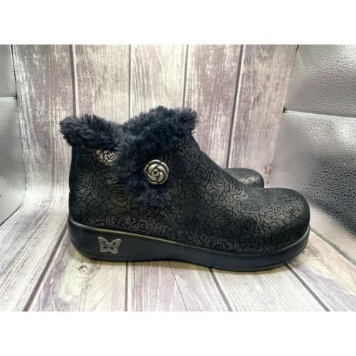 Alegria Meri Pewter Roses Floral Ankle Boot Faux Fur Lined MER-553 Size 38 US 8/ - Picture 1 of 10