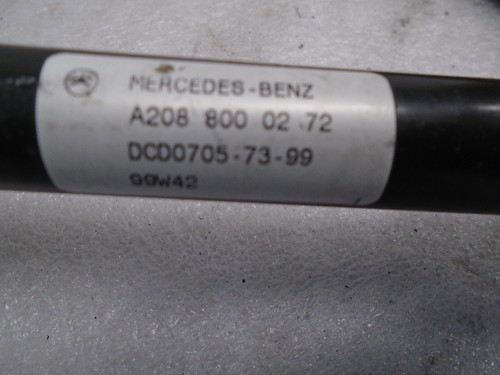 1997-2003 MERCEDES CLK430 Rear Left Side Case Cover Lift Cylinder OEM DK904409 - Picture 3 of 10
