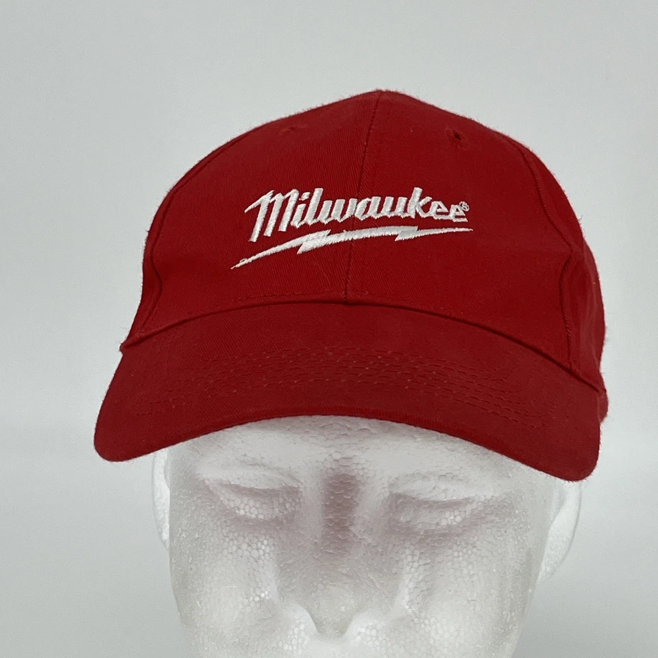 Gorra de béisbol Milwaukee Tools - roja con correa trasera vintage en muy buen estado Foto 2 de 4