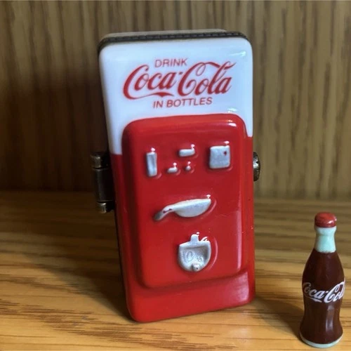 Coca-Cola Midwest Porcelain Retro Trinket Box Red Vintage Vending Machine 1999