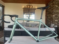 2024 Specialized Aethos Frame, 54cm, Satin Metallic White Sage With Enve Cockpit