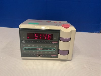 GE P'Jammer Clock Radio AM/FM  General Electric  7-4607WHB Malaysia No Earbuds