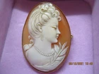 GOLD 18 CARAT BROOCH PORTRAIT CAMEO , FINELY  DETAILED CARVING , 4 CM IN LENGTH