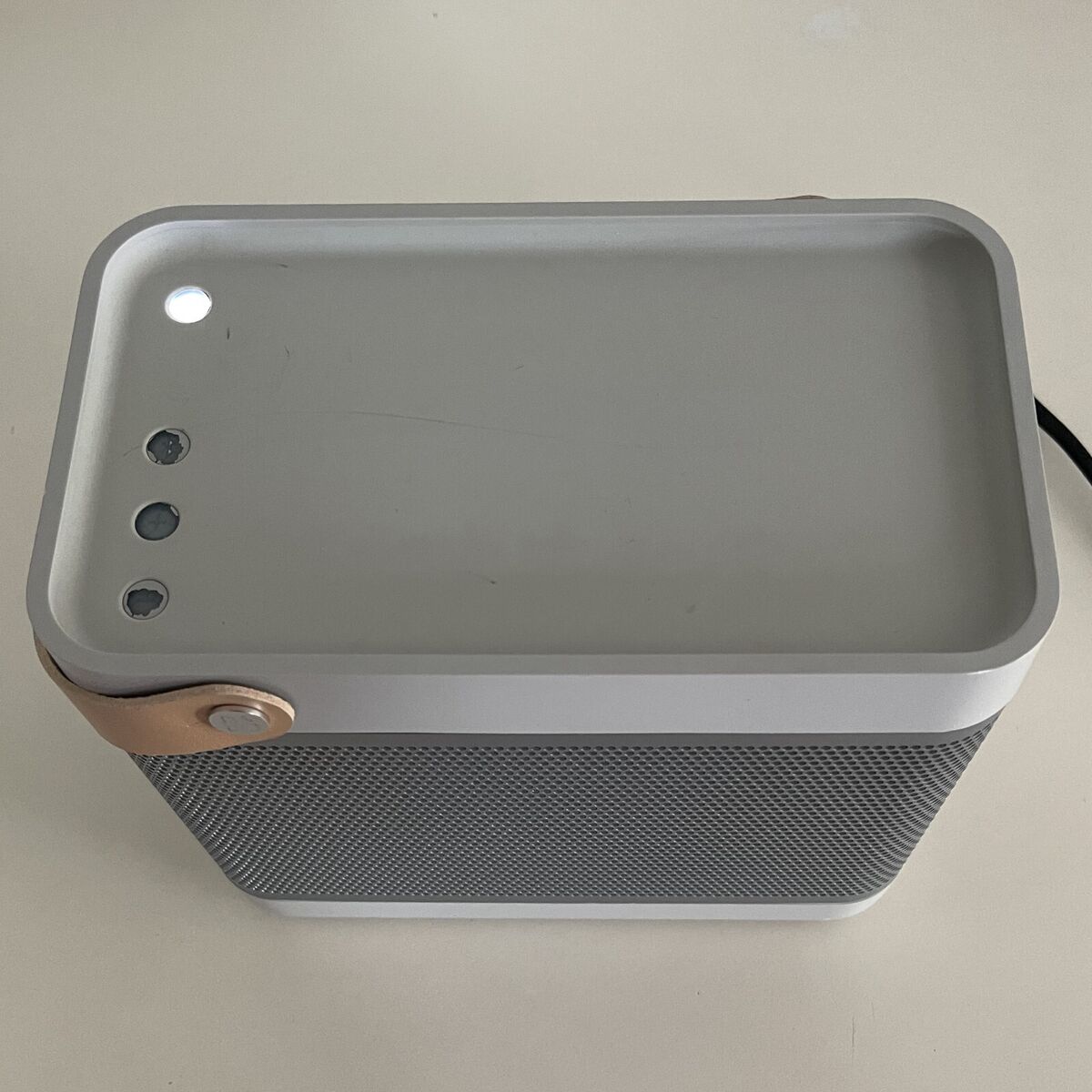 B&O Bang & Olufsen Beolit 15 Play Portable Bluetooth Speaker B&O Bang & Olufsen Beolit 15 Play Portable Bluetooth Speaker