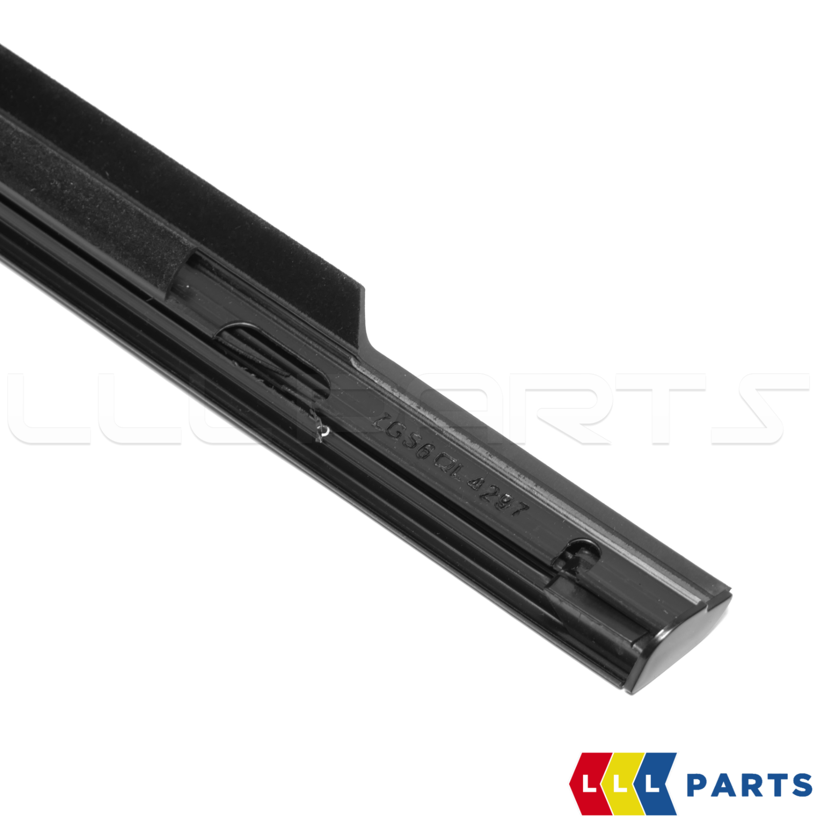 Genuine MB Ml W164 Front Door Window Trim Right Lower A1646904880 