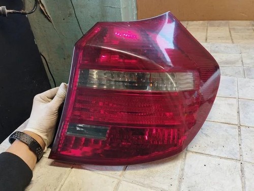 BMW 1 E87 Rücklicht hinten rechts 716495606 2.00 Diesel 100kw 2009 21054974