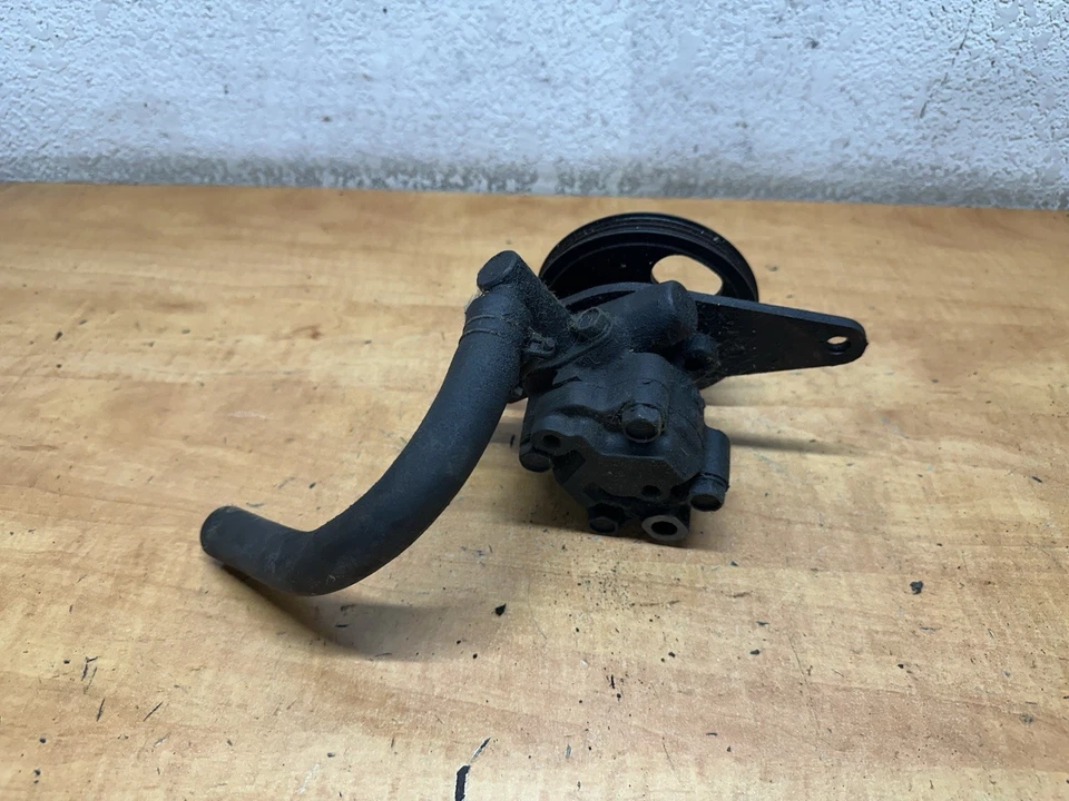 Насос гидроусилителя руля 90-96 Nissan 300zx Z32 от оригинального производителя NA VG30 - Изображение 4 из 4