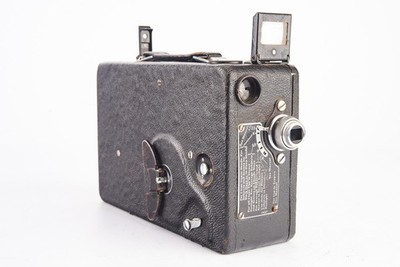 Vintage Cine Kodak Model BB 16mm Motion Picture Cine Camera with Lens WORKS V16