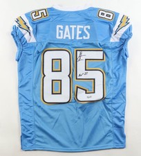 Antonio Gates Signed San Diego Chargers Jersey Inscribed "HOF 25" (Beckett) T.E.