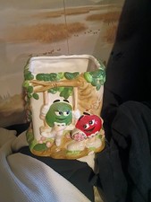 M&M Planter