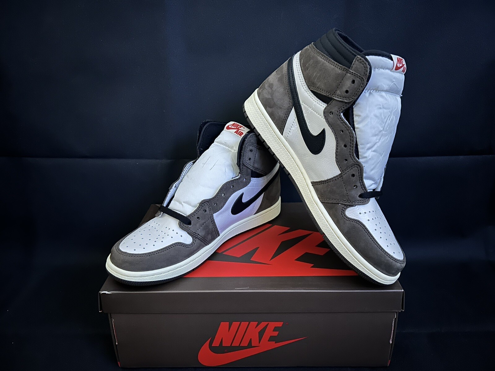 Jordan 1 Retro High OG SP Travis Scott Mocha - Size UK 9.5/US 10.5 image 5