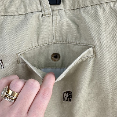 Club Room Shorts Mens 40 Tan 100% Cotton Twill Embroider Bull Dog AOP 9” Inseam - Picture 7 of 9