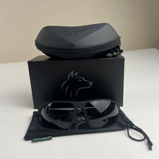 SHADY RAYS GREEN WOLF ACE SUNGLASSES  - BLACK OUT