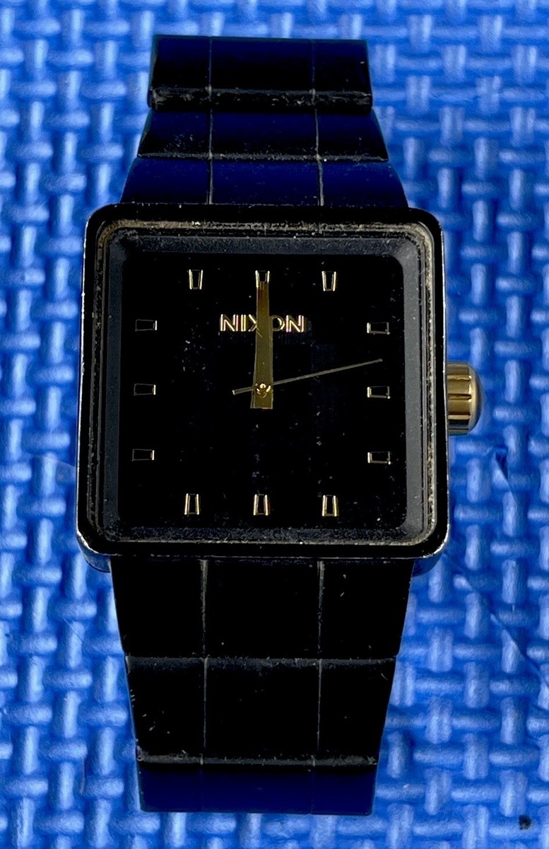 Nixon／腕時計『FULL THROTTLE ／THE QUATRO』 Nixon Full Throttle The Quatro 100M Stainless Steel Watch