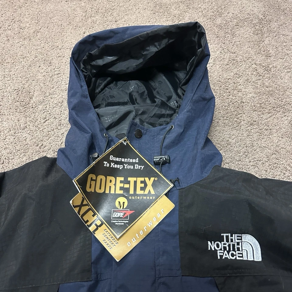 Vintage The North Face Jacket Men's Medium Black 00s Summit Series XCR Gore-Tex - Image 3 of 4