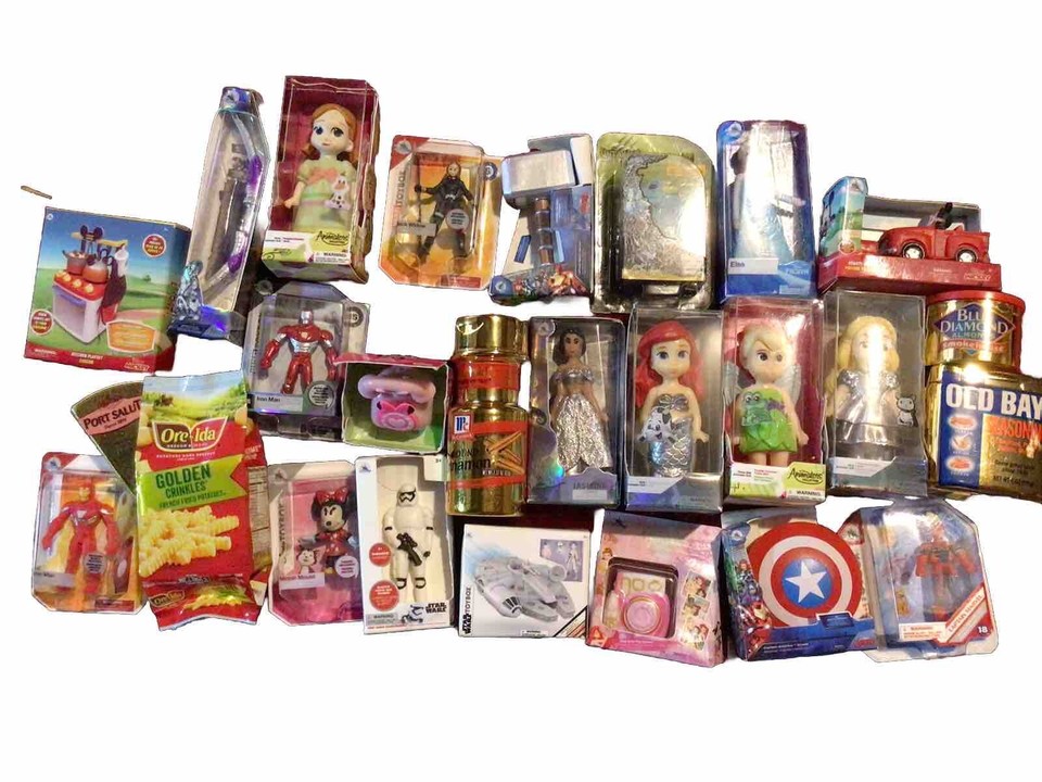 Disney 100 ZURU Mini Brands 26 Different Marvel Star Wars Toys dolls