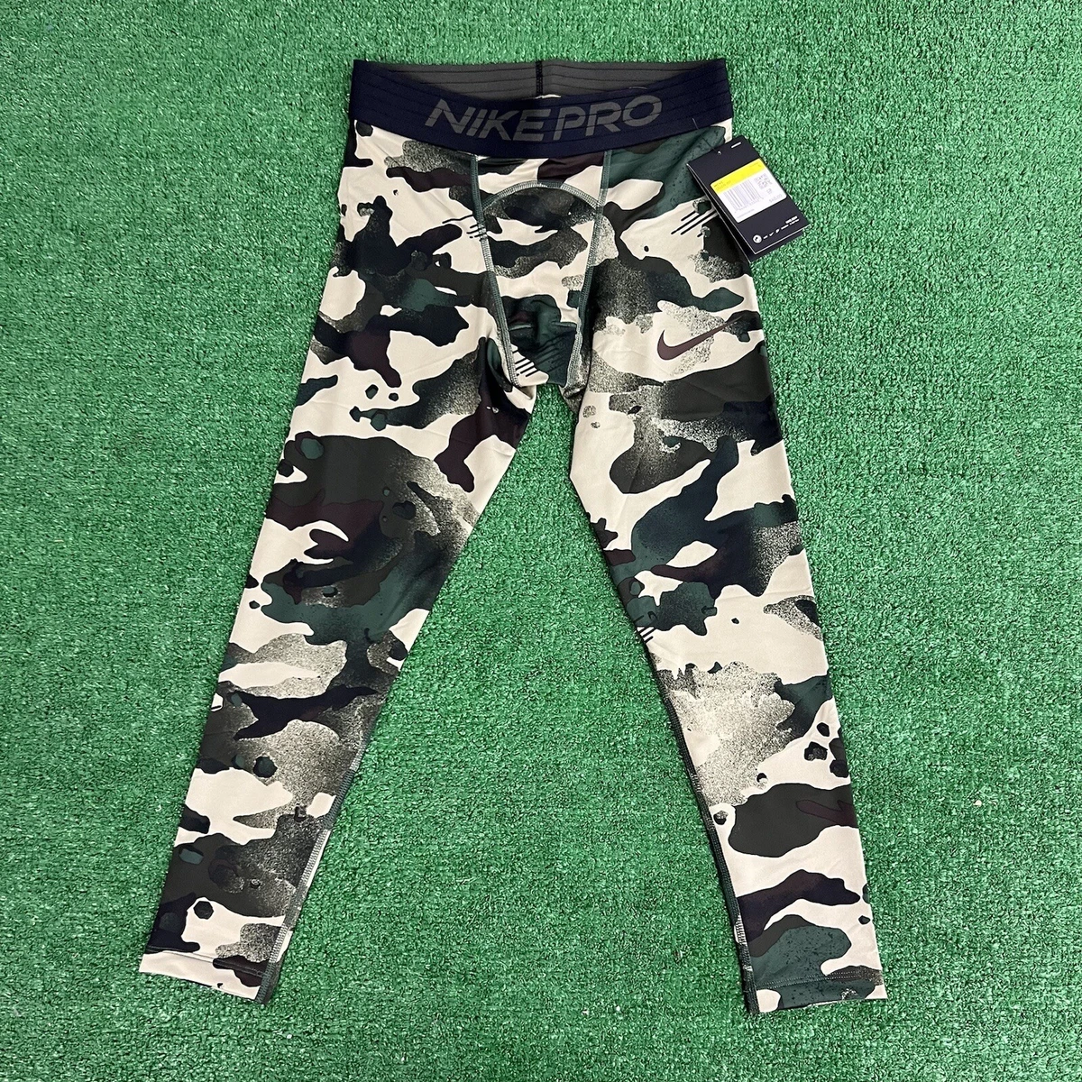 NWT New Nike Pro Dri-Fit Training Tight Fit Green Camo Leggings Mens Size S  *2