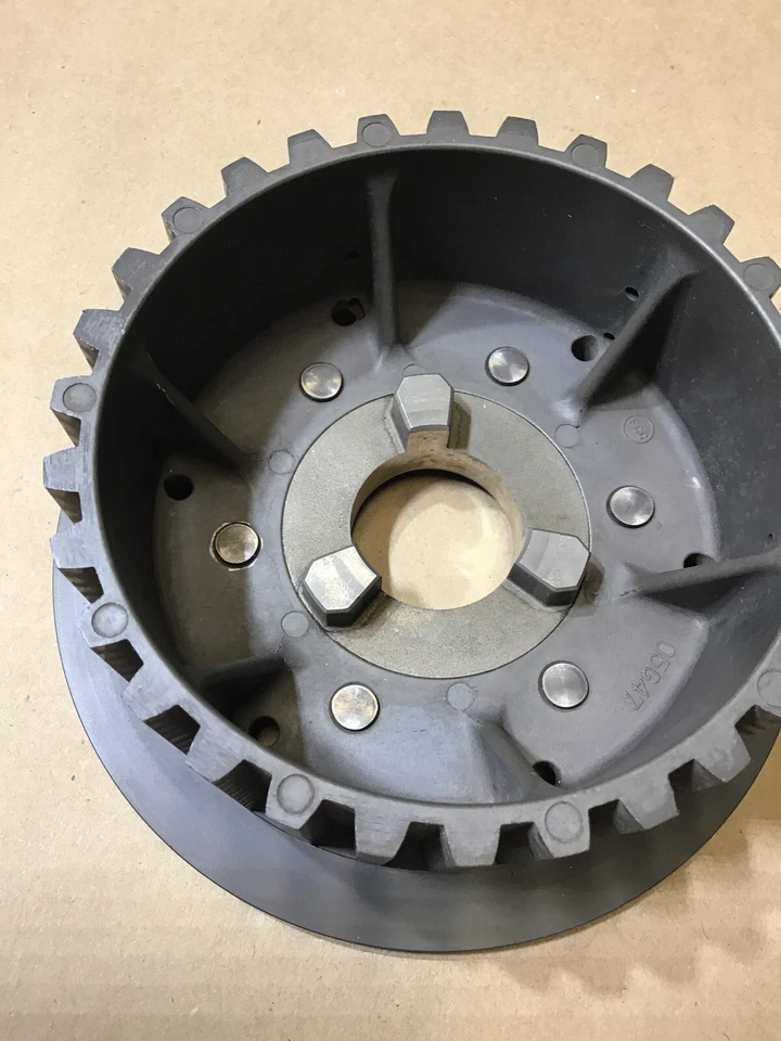 SUZUKI SV1000S 2003-2007 EMBRAGUE MANGUITO BUJE EMBRAGUE PARTE # 21410-16G00 Foto 3 de 4