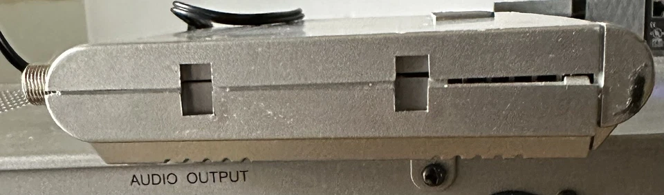 AVerMedia TVBox 9 P-Scan 3-D-MAD Multi-Channel Preview PIP Video VGA 3:2 Device - Image 3 of 4