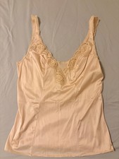DREAMY VASSARETTE UNDERNEATH-IT-ALL VTG ELEGANT CREAM NYLON LACE CAMISOLE 36 GUC