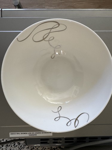 Mikasa Fine China ~ Love Story ~ Vegetable/Serving Bowl 8.75 x 4" - Picture 1 of 3
