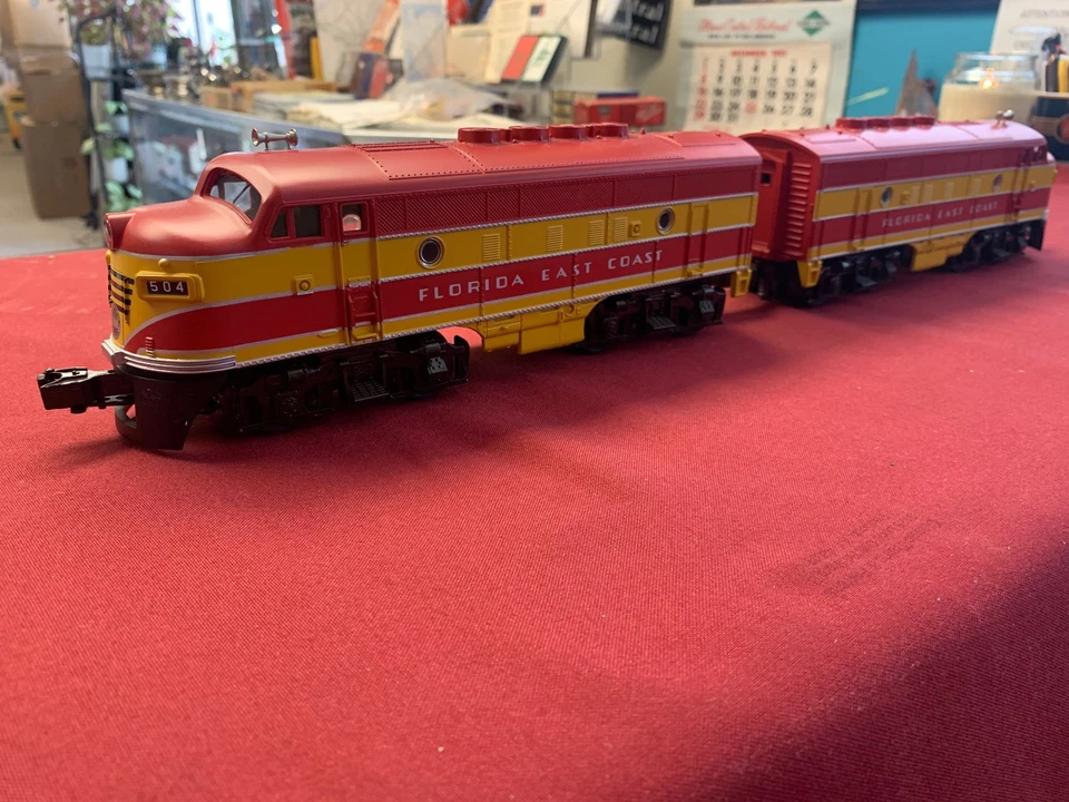 FLORIDA EAST COAST F3 A/A DIESELS MTH RAILKING LIKE NU W/ORIGINAL BOX FREE SHIP. - Image 3 of 4