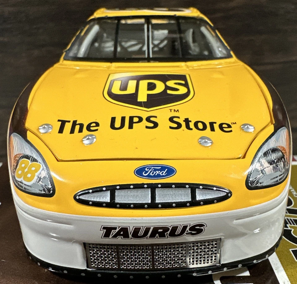 2003 Dale Jarrett #88 The UPS Store Ford Taurus 1/24 Action NASCAR Diecast - Image 3 of 4