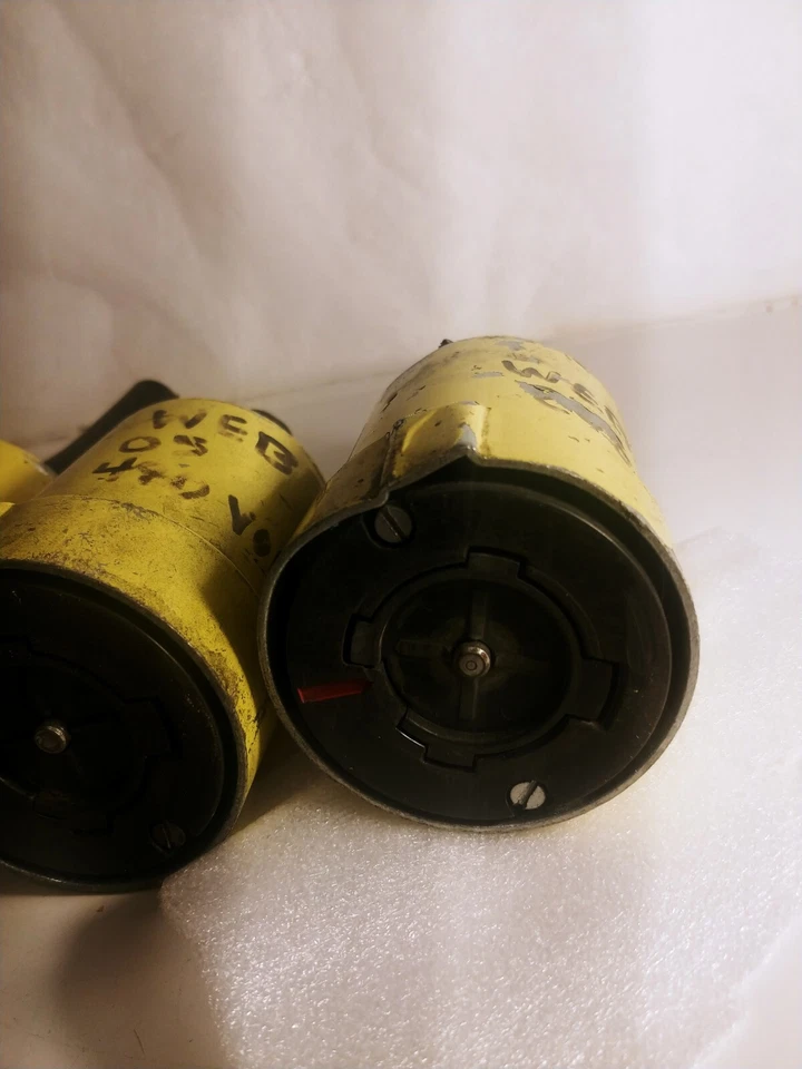 3 Hubbell Hubbellock Receptacle 60A 600V Used Female One Connector Bent Working - Image 3 of 4