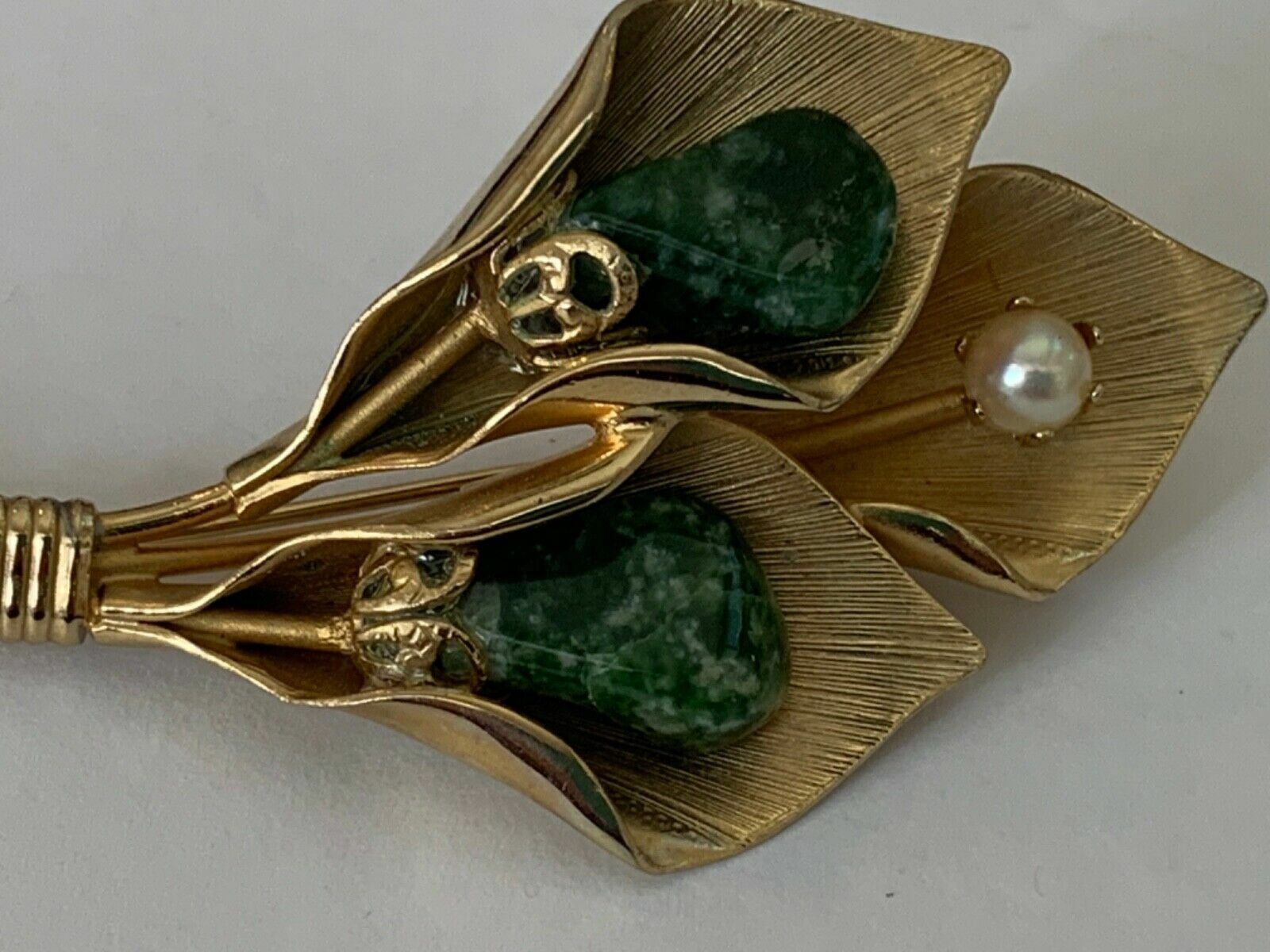 Vintage Pin Brooch Flower Lily Green Stones Faux … - image 7
