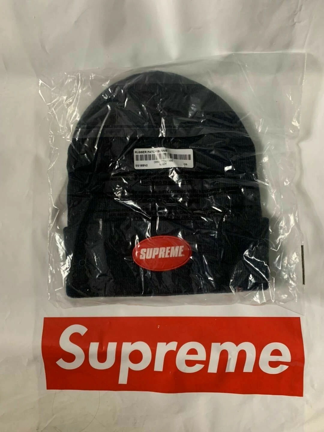 NWT Supreme NY Men's Navy Blue Red Rubber Patch Logo Beanie Hat SS18 AUTHENTIC