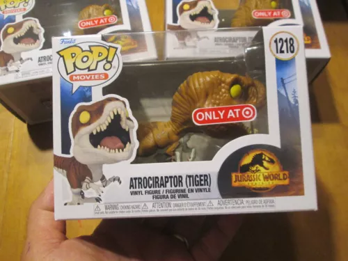 FUNKO POP JURASSIC WORLD DOMINION ATROCIRAPTOR ( TIGER ) # 1218 TARGET ERRORE ?