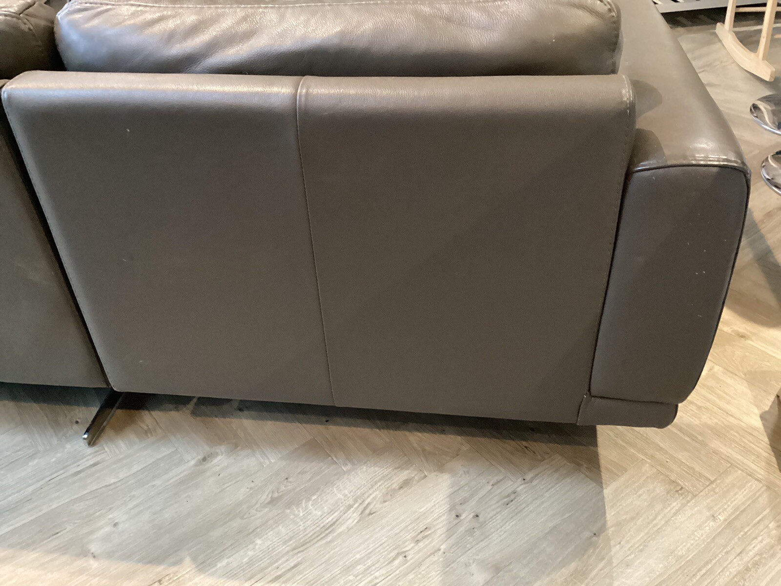Large grey leather corner suite 5/6 seat sofa with Chaise Lounge eBay