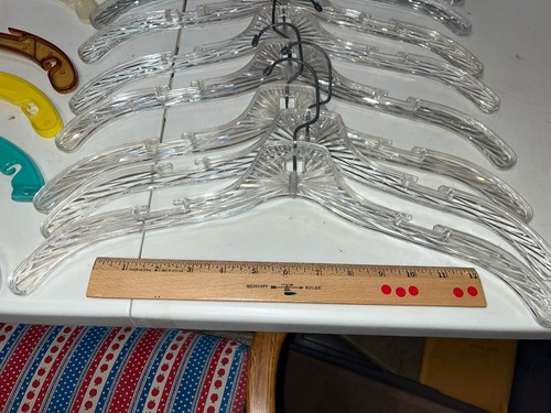 Vintage Lot Adult Clothing Hangers 17 plastic/metal and 1 wood - Picture 12 of 13