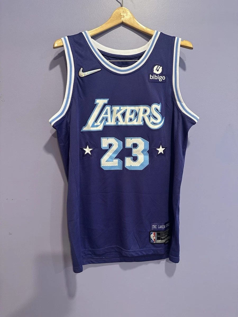 Preços baixos em Nike Lebron James 44 Tamanho Roupas e Souvenirs