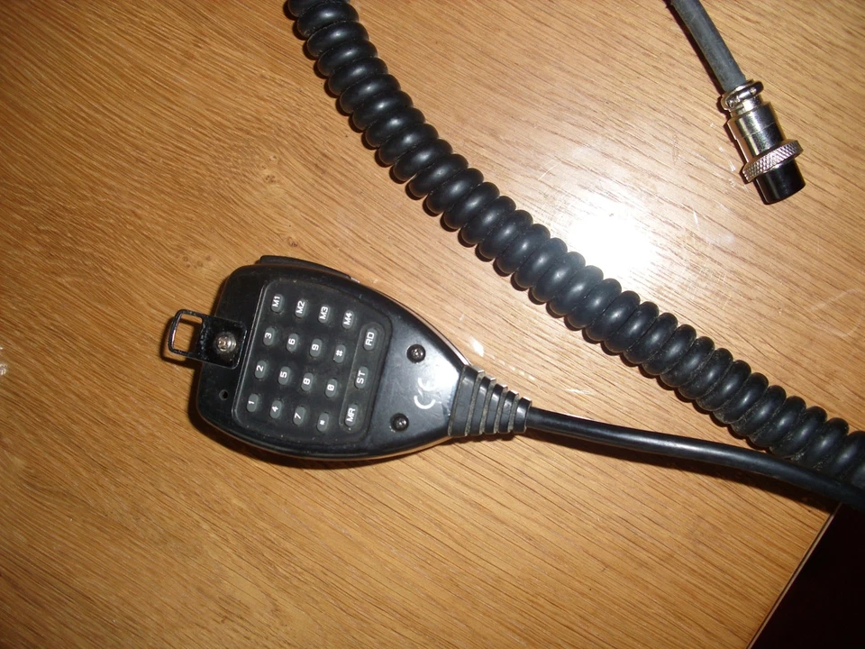 Albrecht EM-200  Handmikrofon mit Tastatur - Bild 2 von 3