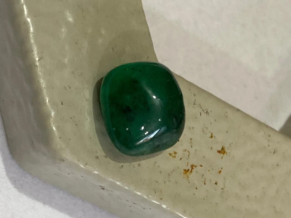 Cabujón esmeralda natural de Zambia 2,40 CTS sin tratar esmeralda suelta sin calefacción Foto 4 de 4